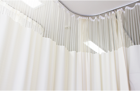 カーテンの画像